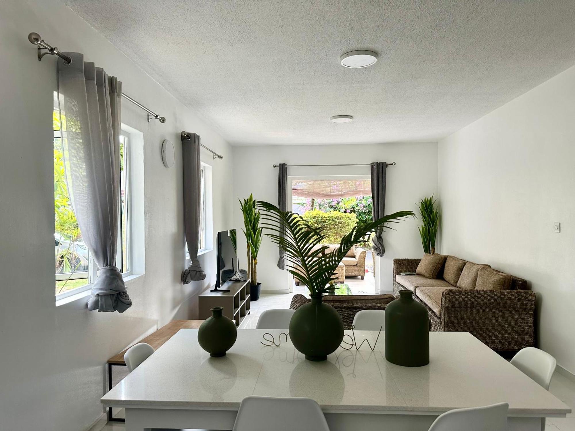 Beachfront Villa In A Beautiful And Secured Complex Flic-en-Flacq Oda fotoğraf
